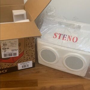 New! Igloo KoolTunes Boombox Playmate Cooler - White (Brand Swag)